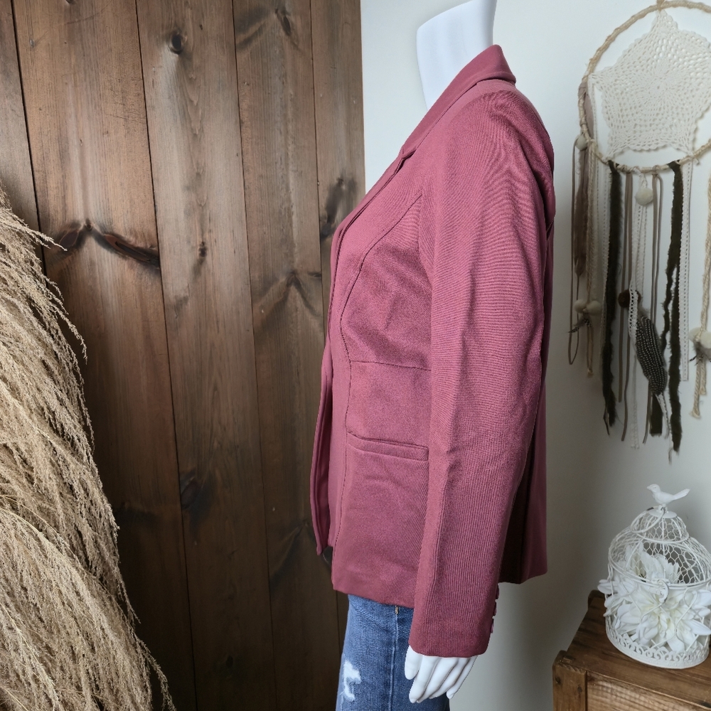 NWT Torrid Chelsea Studio Luxe Ponte Blazer Stretchy Maroon Tailored Fit - Picture 4 of 15